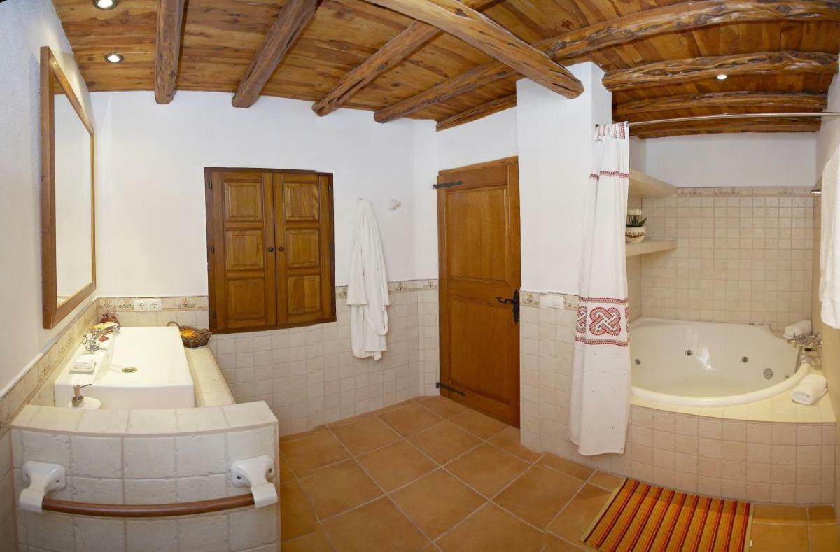 Can Vich Petit Sant Carles de Peralta Exteriör bild
